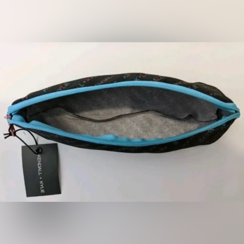 Kendall + Kylie Makeup Pouch Cosmetic Bag Multi Purpose Pouch Case - Picture 2 of 2